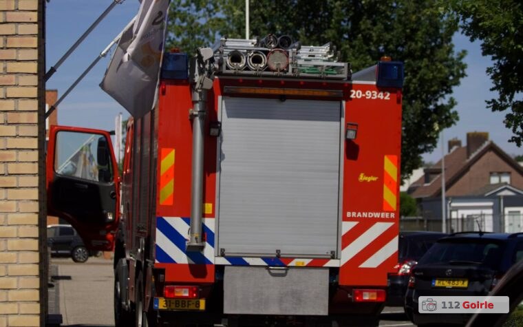 Brandweer bevrijdt man uit gebouw aan Nieuwkerksedijk in Goirle – foto 112 Goirle
