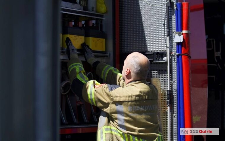 Brandweer bevrijdt man uit gebouw aan Nieuwkerksedijk in Goirle – foto 112 Goirle