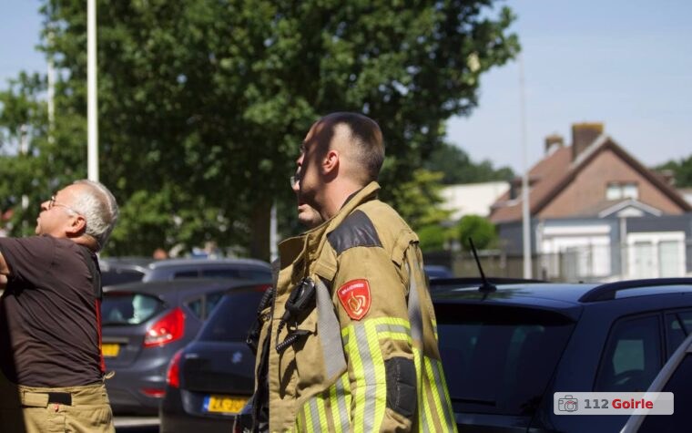 Brandweer bevrijdt man uit gebouw aan Nieuwkerksedijk in Goirle – foto 112 Goirle