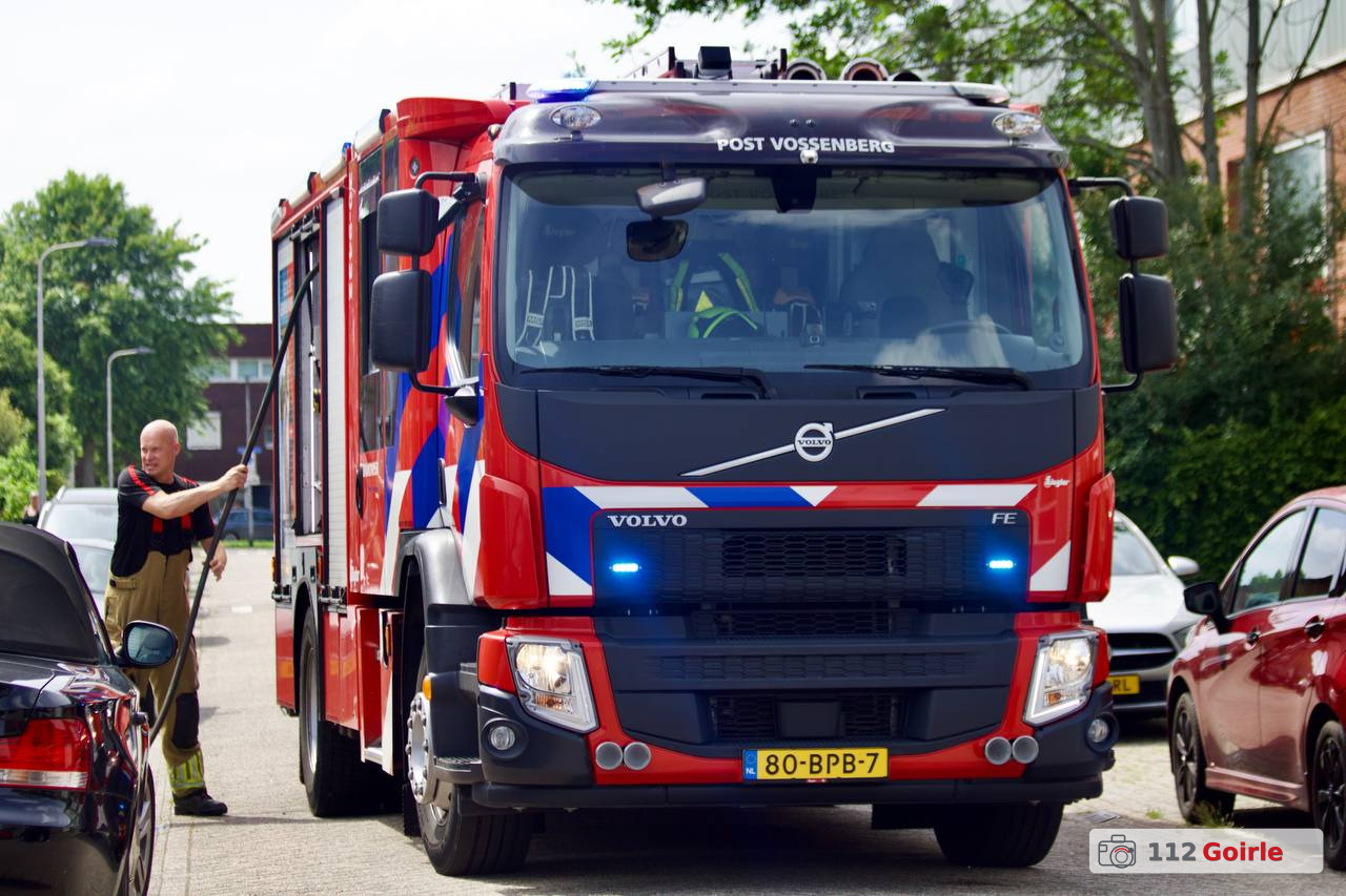 Brand in schuurtje aan Schagenstraat in Tilburg snel onder controle – foto 112 Goirle
