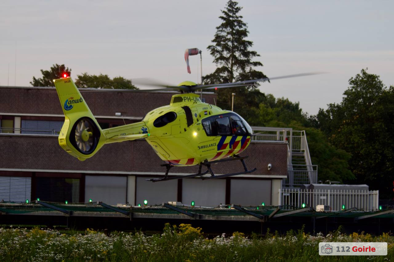 Man raakt bewusteloos na duik in recreatieplas in Alphen – foto 112 Goirle