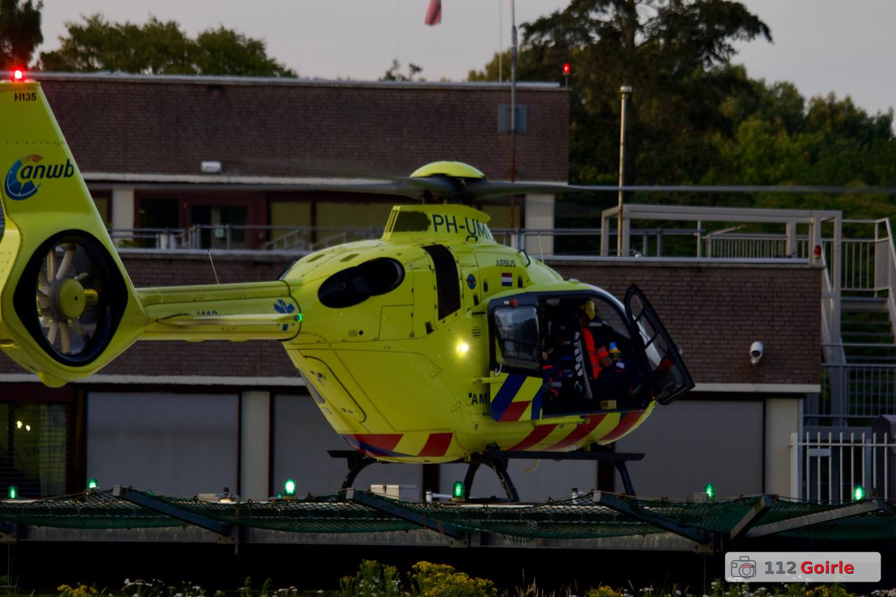 Man raakt bewusteloos na duik in recreatieplas in Alphen – foto 112 Goirle