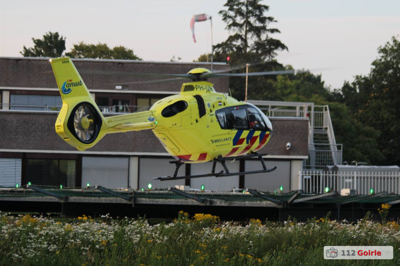 Man raakt bewusteloos na duik in recreatieplas in Alphen – foto 112 Goirle