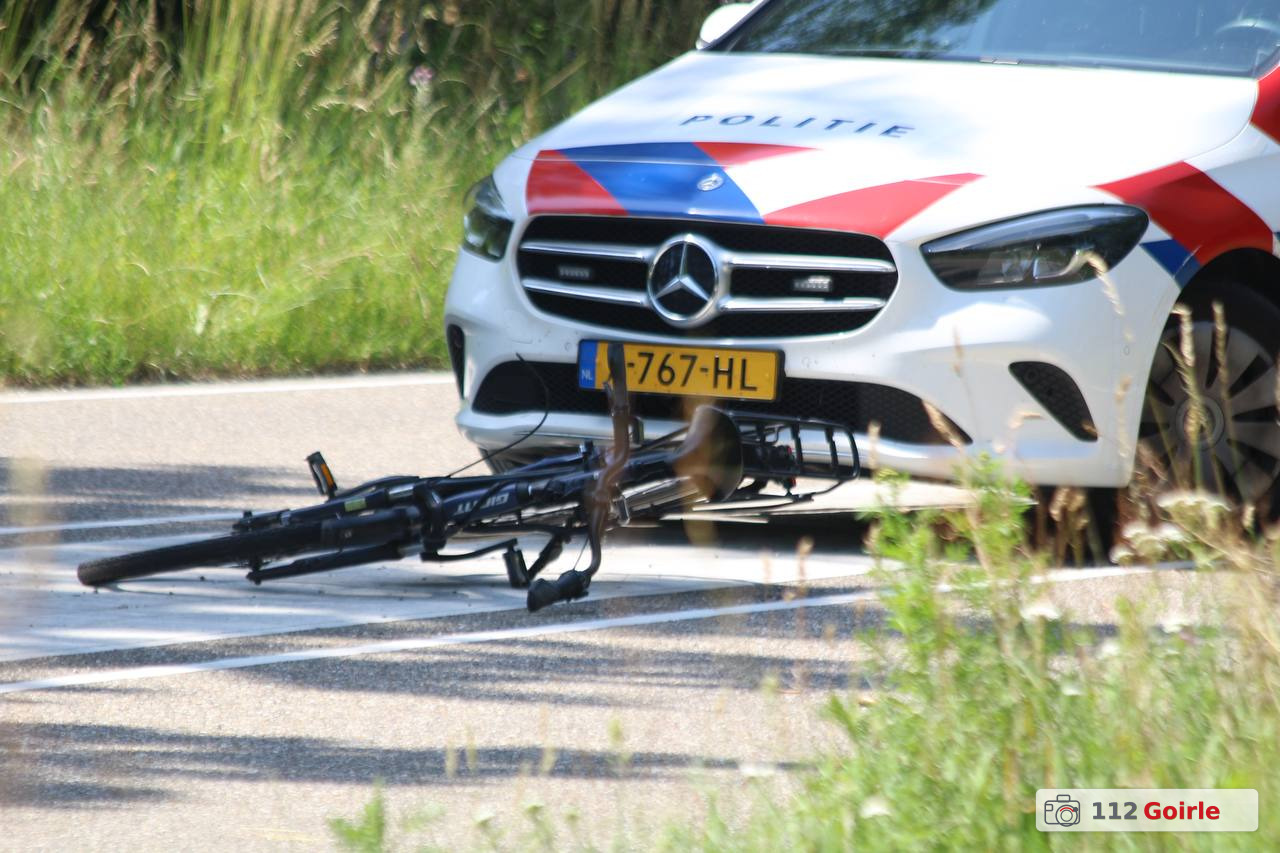 Fietser zwaargewond na aanrijding op Tilburgseweg in Moergestel – foto 112 Goirle