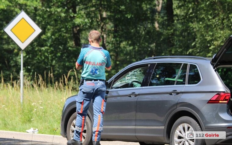 Fietser zwaargewond na aanrijding op Tilburgseweg in Moergestel – foto 112 Goirle