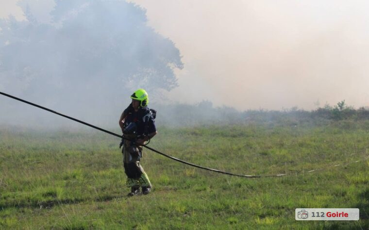 Forse heidebrand bij Tweede Dijk in Goirle snel onder controle – foto 112 Goirle