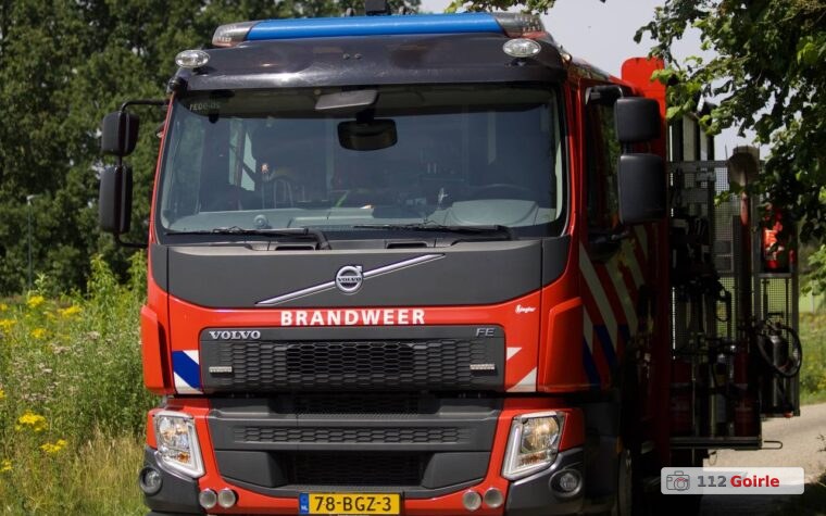 Brandweer assisteert ambulance na ongeval met driewielscooter in Hilvarenbeek – foto 112 Goirle