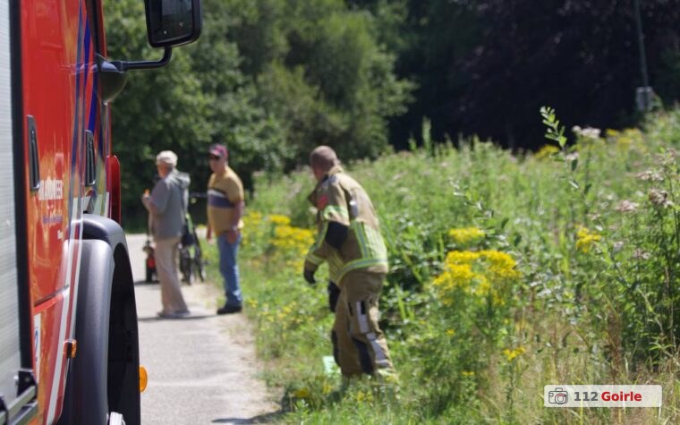 Brandweer assisteert ambulance na ongeval met driewielscooter in Hilvarenbeek – foto 112 Goirle