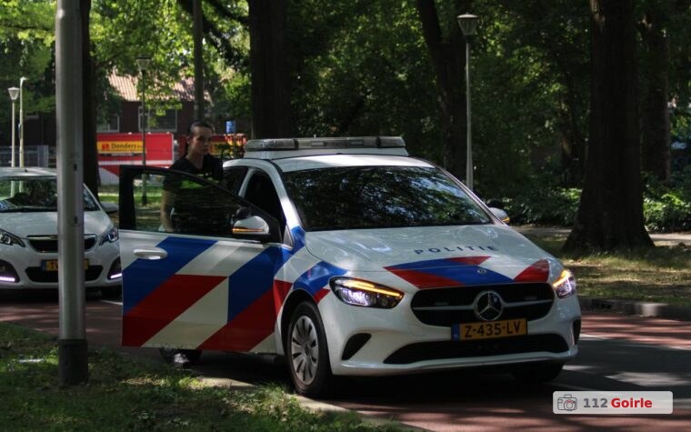 Auto in beslag genomen en bestuurder aangehouden na politiecontrole in Tilburg – foto 112 Goirle