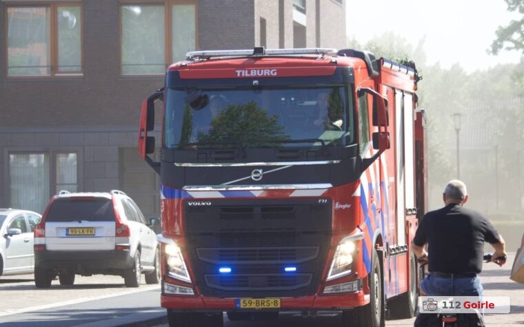 Man overleden na reanimatie in winkelcentrum De Hovel in Goirle – foto 112 Goirle