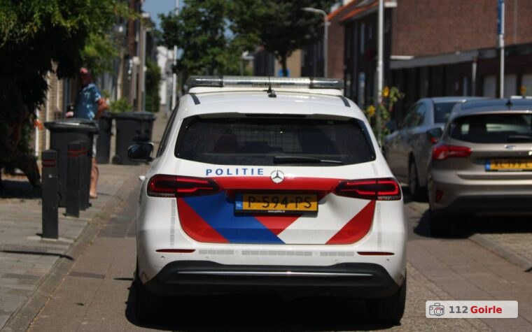 Bestuurder rijdt door na aanrijding met Tomos op Veldhovenring in Tilburg – foto 112 Goirle