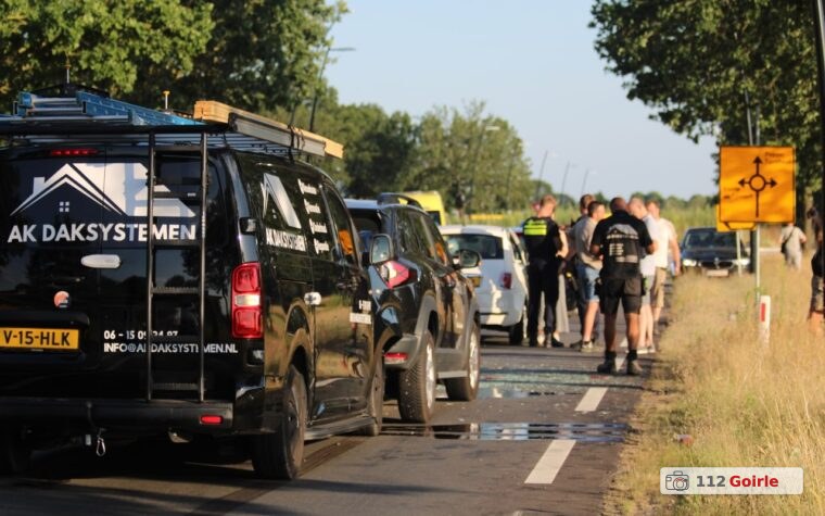 Flinke kettingbotsing met vijf voertuigen op Turnhoutsebaan in Goirle