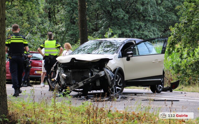 Drie voertuigen betrokken bij ongeval op Turnhoutsebaan richting België – foto 112 Goirle