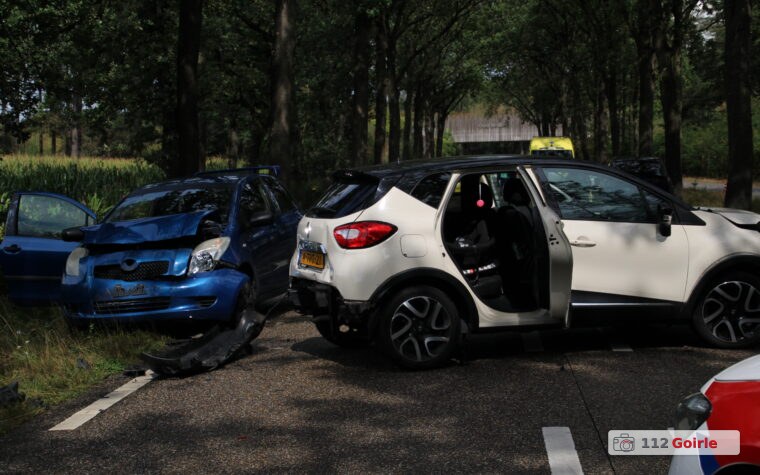 Drie voertuigen betrokken bij ongeval op Turnhoutsebaan richting België – foto 112 Goirle