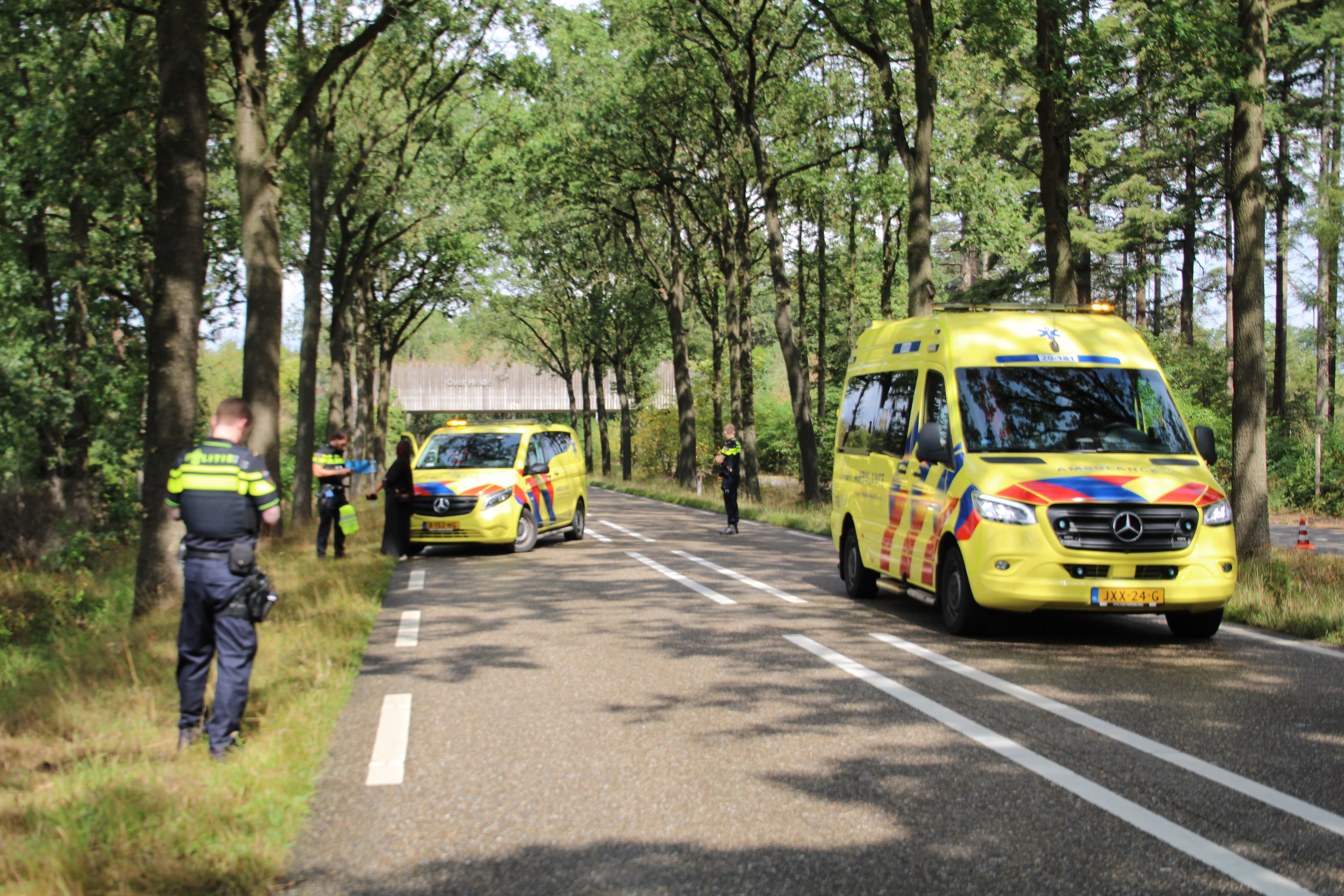 Drie voertuigen betrokken bij ongeval op Turnhoutsebaan richting België – foto 112 Goirle