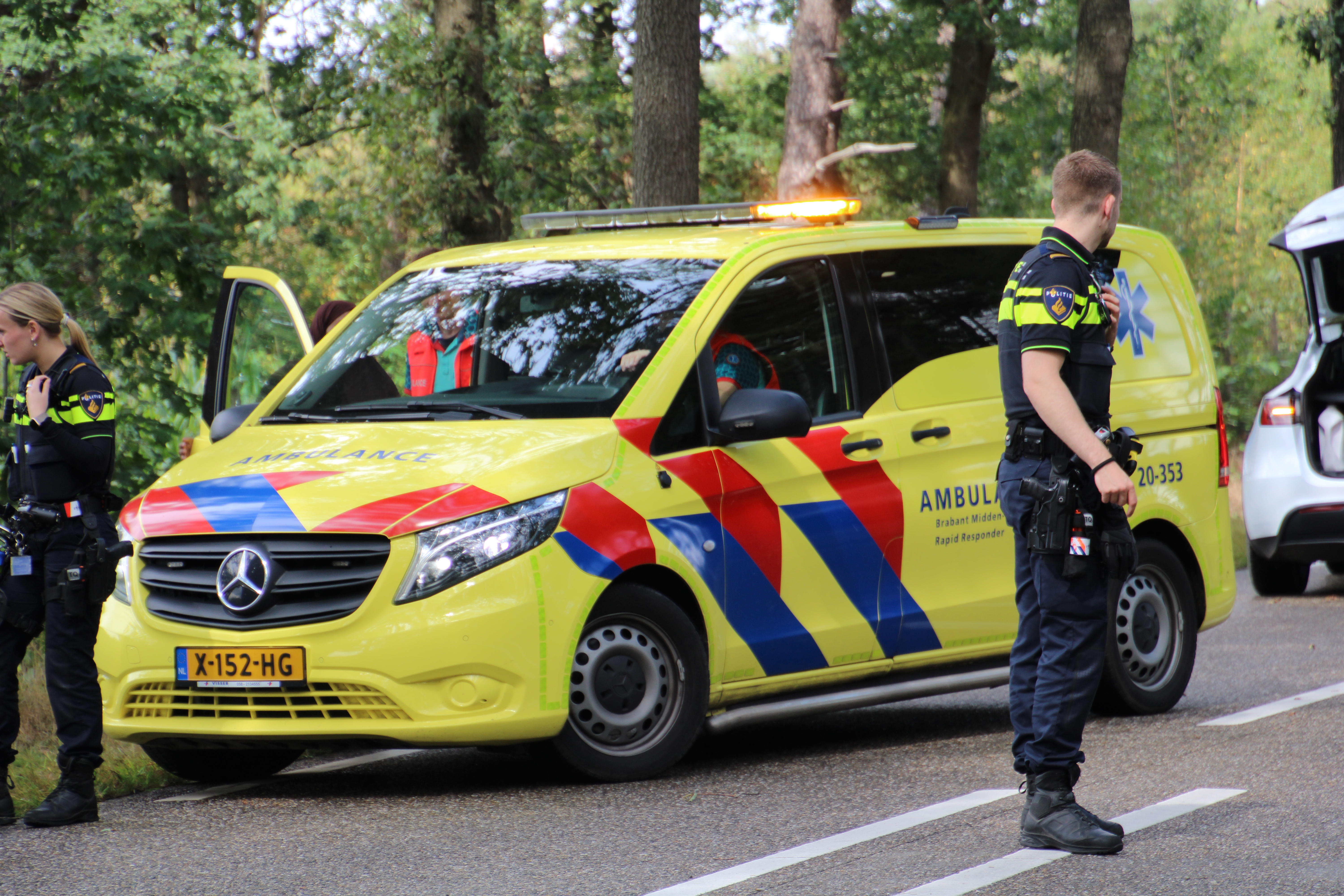 Drie voertuigen betrokken bij ongeval op Turnhoutsebaan richting België – foto 112 Goirle