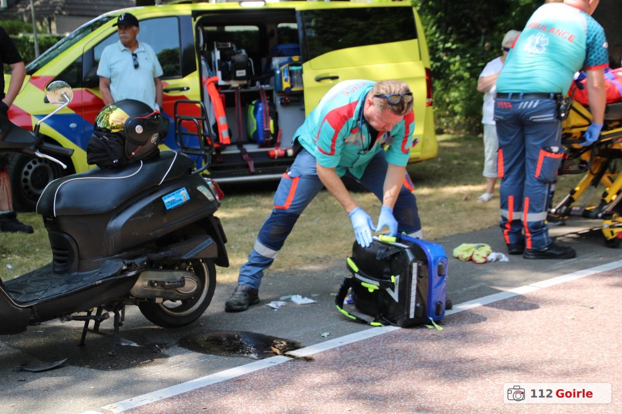 Fietser zwaargewond na aanrijding met scooter op Grevelingenpad in Tilburg – foto 112 Goirle