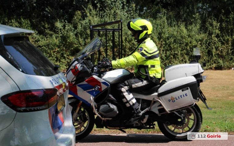 Fietser zwaargewond na aanrijding met scooter op Grevelingenpad in Tilburg – foto 112 Goirle