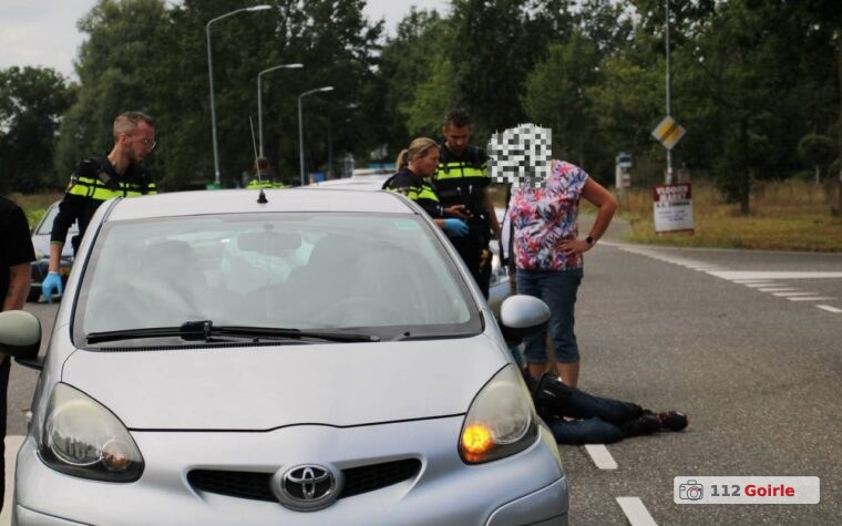 Motorrijdster gewond na botsing met auto in Riel – foto 112 Goirle