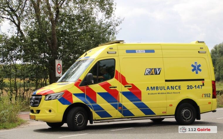 Motorrijdster gewond na botsing met auto in Riel – foto 112 Goirle