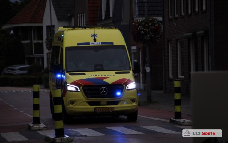 Man krijgt medische hulp bij restaurant aan Dorpsstraat in Riel – foto 112 Goirle