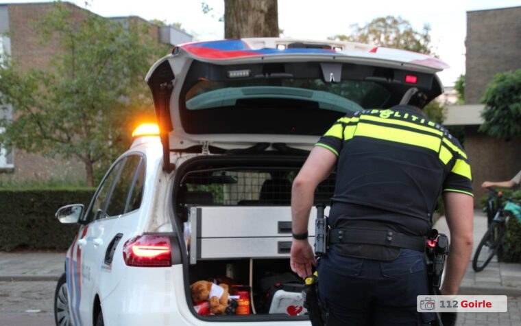 Scooterrijder crasht en vlucht naar basisschool in Tilburg – foto 112 Goirle