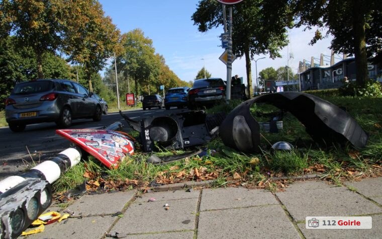 Verkeerslicht uit de grond gereden bij ongeval op kruising Ringbaan-Zuid en Goirleseweg in Tilburg