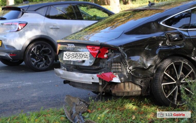 Verkeerslicht uit de grond gereden bij ongeval op kruising Ringbaan-Zuid en Goirleseweg in Tilburg – foto 112 Goirle