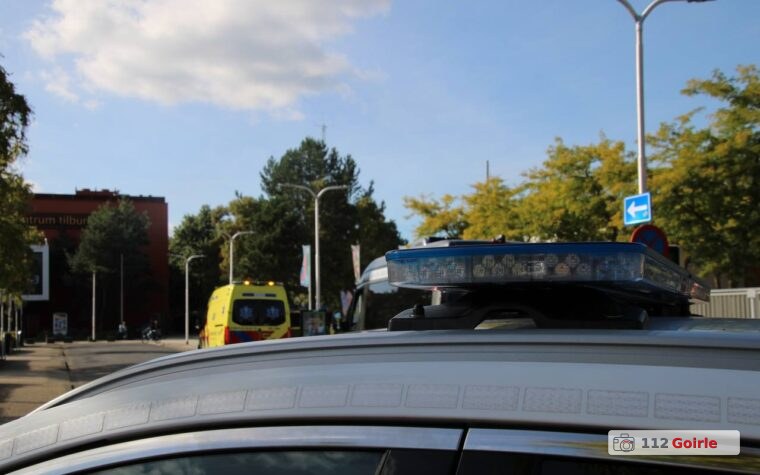 Fietser aangereden door taxi bij IJssportcentrum in Tilburg – foto 112 Goirle