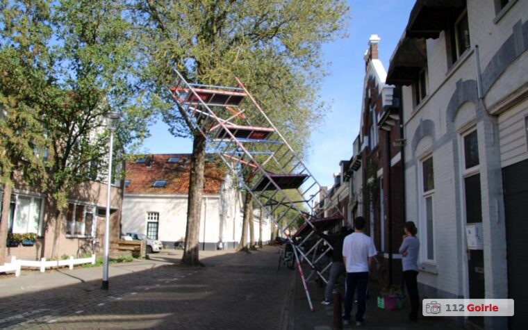 Steiger valt om tijdens schilderwerkzaamheden aan Jan Aartestraat in Tilburg