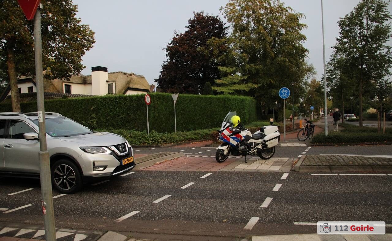 Bezorger aangereden op fietsersoversteekplaats aan Kempenlaan in Goirle – foto 112 Goirle